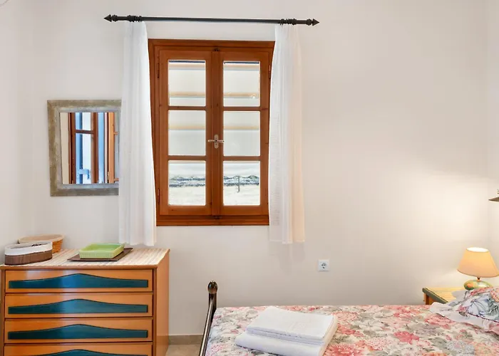 Argyris Comfy Kythnos